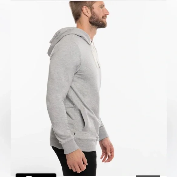 NWT TravisMathew CLOUD HOODIE - Picture 2 of 5